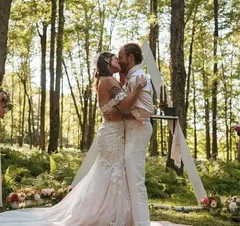 Jenni & Brett, A EDM Wedding In The Catskills