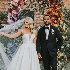 Kylee & Alok, Hot summer wedding vibes at Senate Garage